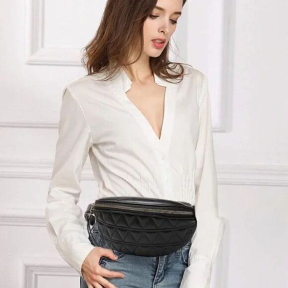 New Quilted Waist Bag Vegan Leather - Picture 2 of 5